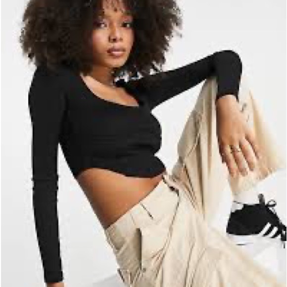 Pull and Bear Corset Cropped Top - Picture 2 of 10